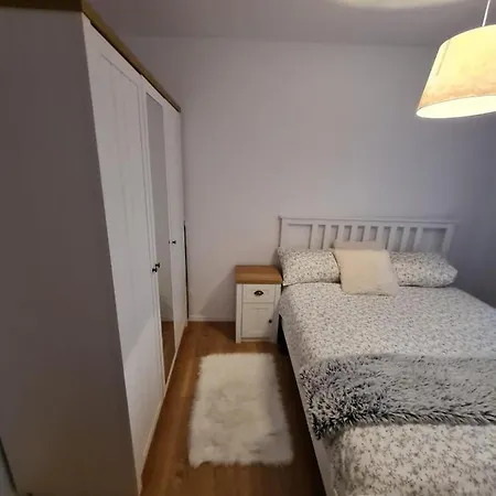 Chronos - Modern And Stylish