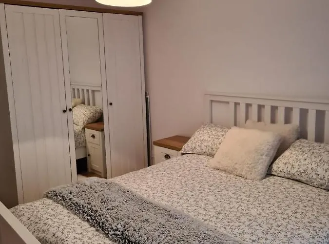 アパート Chronos - Modern And Stylish