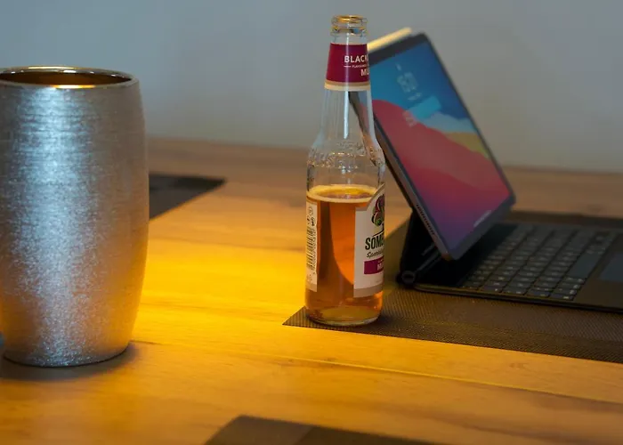 Chronos - Modern And Stylish