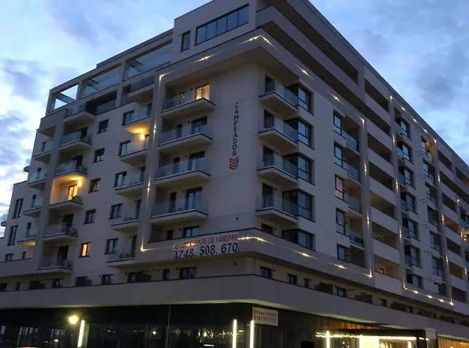 Chronos - Modern And Stylish Apartment *